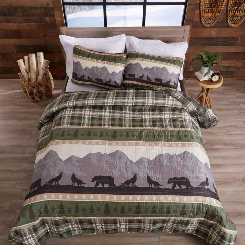 Great Bay Home Rustic Lodge Patchwork Reversible Quilt Set With Shams, 4 of 9