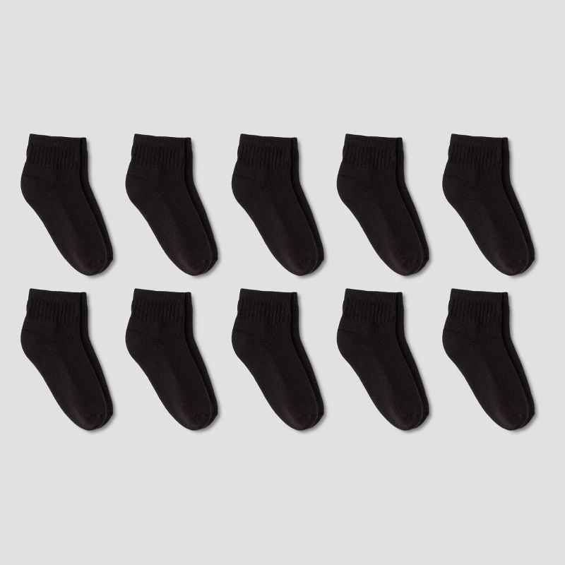 Boys' 10pk Athletic Ankle Socks - Cat & Jack™ Black, 1 of 2