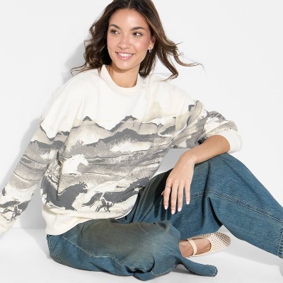 Women's Wild Horses Fleece Graphic Sweatshirt - Cream/Gray