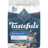 Blue Buffalo Tastefuls with Chicken Indoor Natural Adult Dry Cat Food