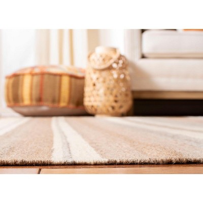 Handmade Geometric Flatweave Wool Rug in Natural/Camel, 4' x 6'