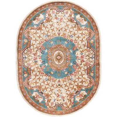 Classic CL304 Hand Tufted Area Rug  - Safavieh