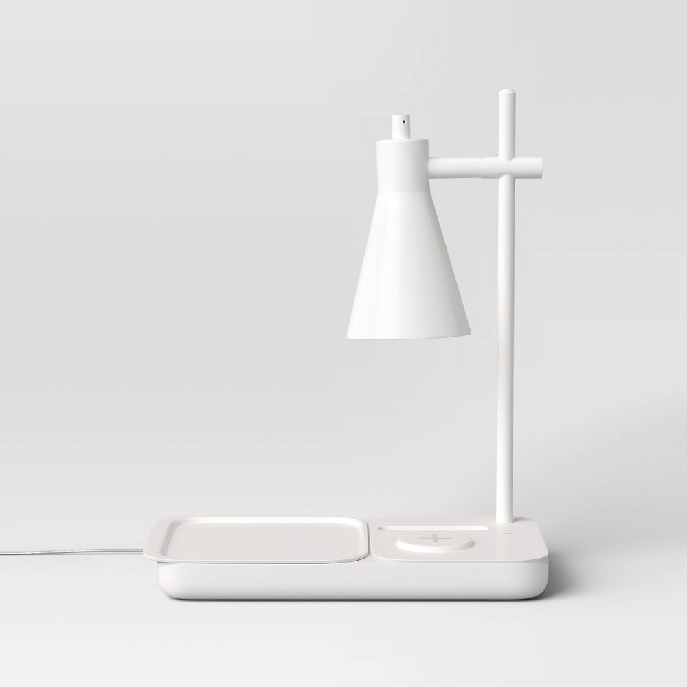 Multifunctional Organizational Lamp with Tech - Room Essentials™