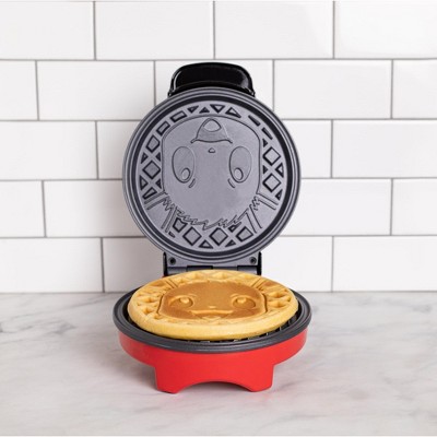 Uncanny Brands Pokemon Pokeball Waffle Maker