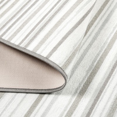Layne Silver Gray Tufted Stripe Washable Area Rug 5'2" x 7'2"