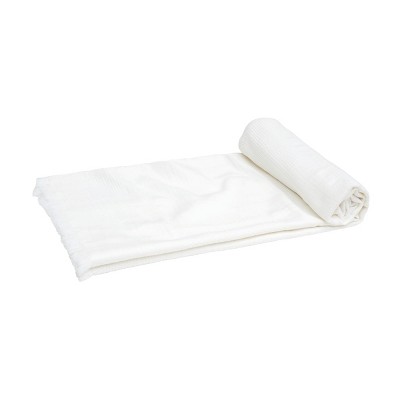 EY Essentials Beacon White Throw