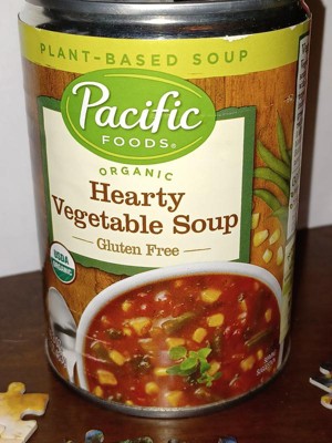 Pacific Foods Organic Hearty Vegetable Soup, Vegan Soup 16.3 Ounce Can