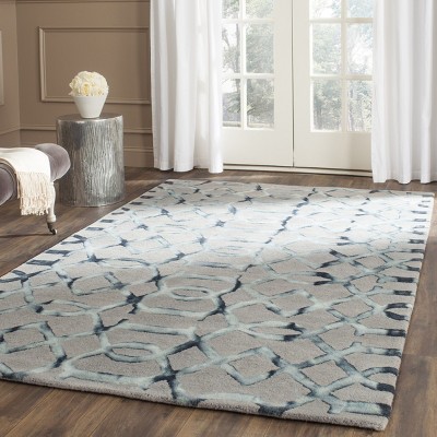 Charcoal Grey Elegance 7' Square Hand-Tufted Wool Rug