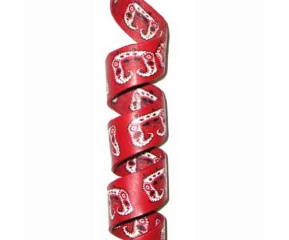 Pacific Rim 5" Twisted Bandana Beat Christmas Ornament - Red