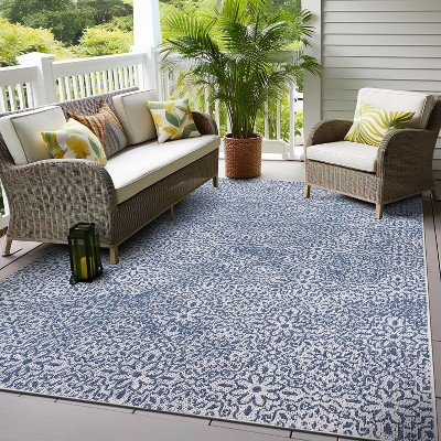 Blue Floral Synthetic Reversible 5' x 7' Area Rug