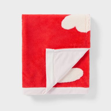 Patisserie Heart Kids' Chenille Throw Blanket Red - Pillowfort™