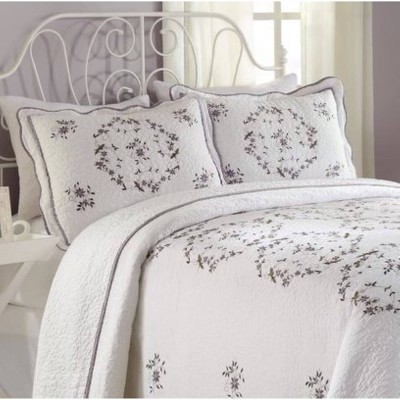 White Cotton King Bedspread with Scallop Embellishment