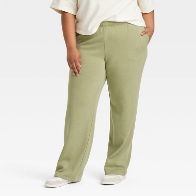 Women's Leisure Studio Mid-Rise Straight Leg Sweatpants - Universal Thread™