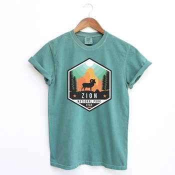 Simply Sage Market Women's Zion National Park Badge Short Sleeve Garment Dyed Tee