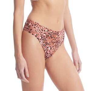 Hanky Panky Women's PlayStretch™ Natural Thong - 1 of 3