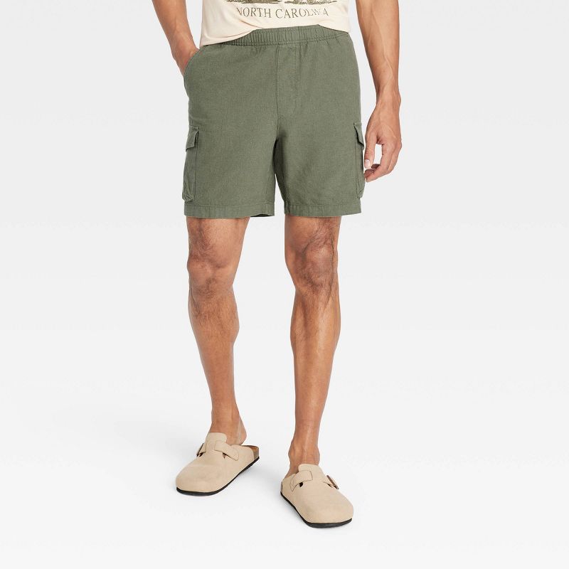 Men&#39;s 7&#34; Everyday Relaxed Fit Cargo Shorts - Goodfellow &#38; Co&#8482;, 1 of 5