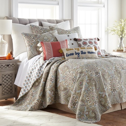 LEVTEX HOME  Timeless Bedding