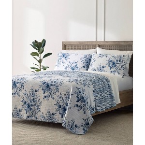 Blue Loom 3pc Dalia Quilt Set White/Indigo - 1 of 4