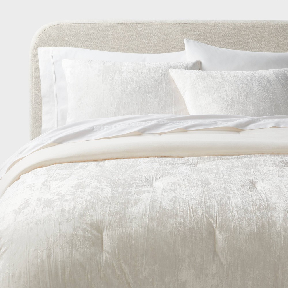 Photos - Bed Linen 3pc King Luxe Distressed Crinkle Velvet Comforter and Sham Set Ivory - Thr