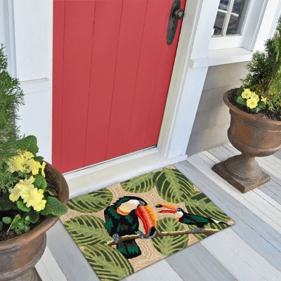 Handmade Black and Green Tropical Toucans Synthetic Rug 2' x 3'