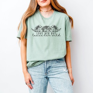 Simply Sage Market Leave Her Wild Floral Short Sleeve Tee - S - Sage - 1 of 4