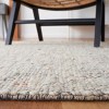 Vermont VRM701 Hand Loomed Indoor Rugs - Safavieh - 4 of 4