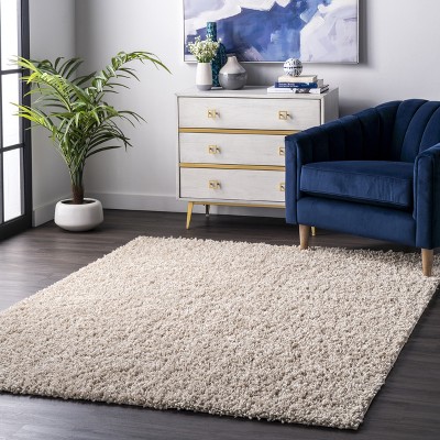 Plush Easy-Care Beige Shag Area Rug 5' x 7'
