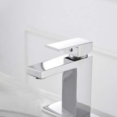 Polished Chrome Single Handle Low-Arc Bathroom Faucet