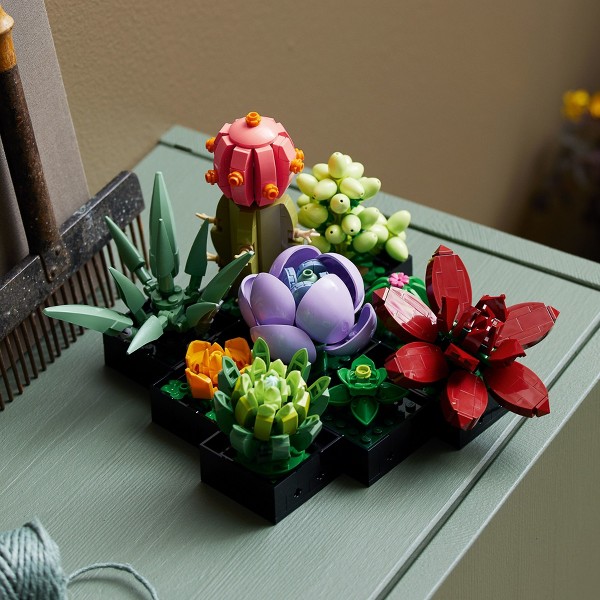 LEGO Icons Suculentas Plantas y Flores Set 10309 6