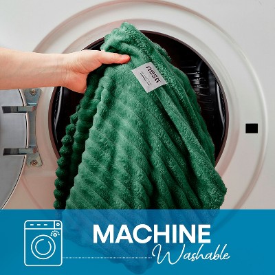 Emerald Green Plush Fleece Throw Blanket, 50 x 60 Inches