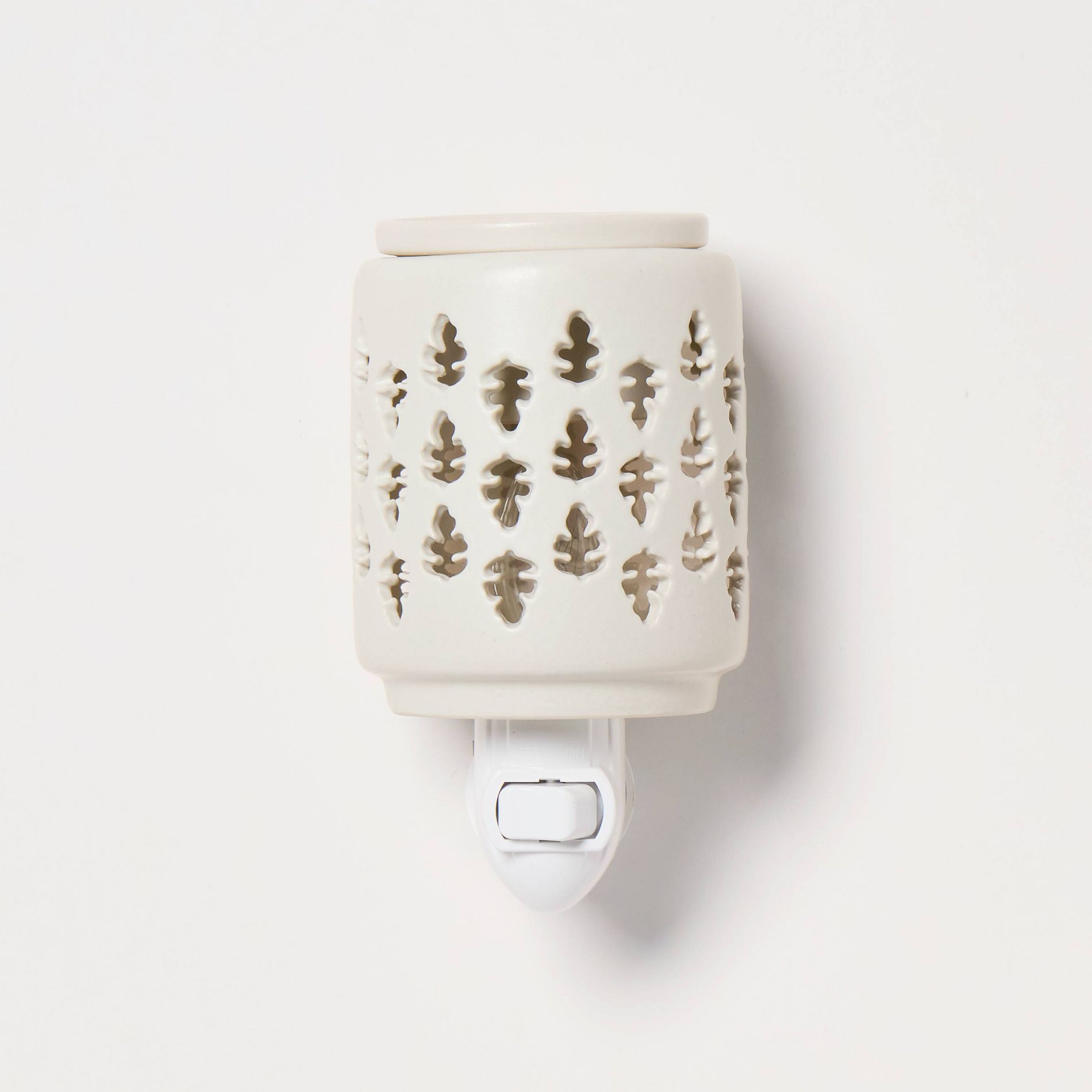 5" x 3" Paisley Pattern Plug-In Scent Warmer White - Threshold™: Ceramic, Electric, Incandescent Light
