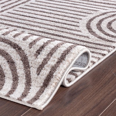 Modern Geometric Brown and Ivory Synthetic Area Rug 7'10" x 10'
