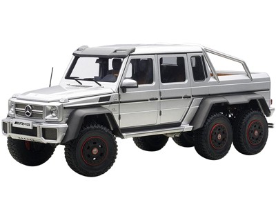 Mercedes Benz G63 AMG 6x6 Gloss Black 1/18 Model Car by AUTOart