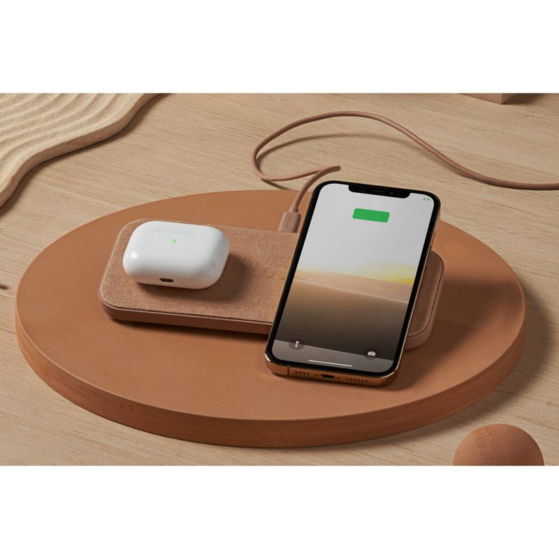 Courant Essentials CATCH:2 Multi-Device Wireless Charger, 2 of 7