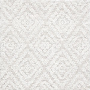 Micro-Loop MLP907 Hand Tufted Indoor Rugs - Safavieh - 1 of 4