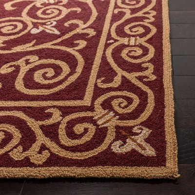 Ivory and Burgundy Hand-Hooked Wool Area Rug, 2'6" x 4'