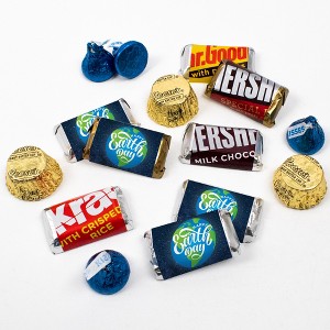 105 Pcs Earth Day Chocolate Party Favors Promotional Items Candy Giveaways (1.75 lbs; approx. 105 Pcs) - 1 of 2