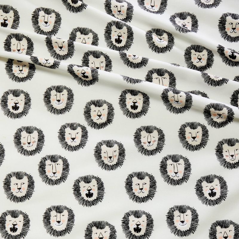 Toddler Lions Cotton Kids&#39; Sheet Set Black &#38; White - Pillowfort&#8482;, 5 of 7