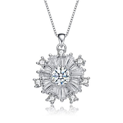 Elegant flower-shped cubic zirconia pendant neckalce, perfect for adding a touch of sophistication and timeless beauty to any outfit