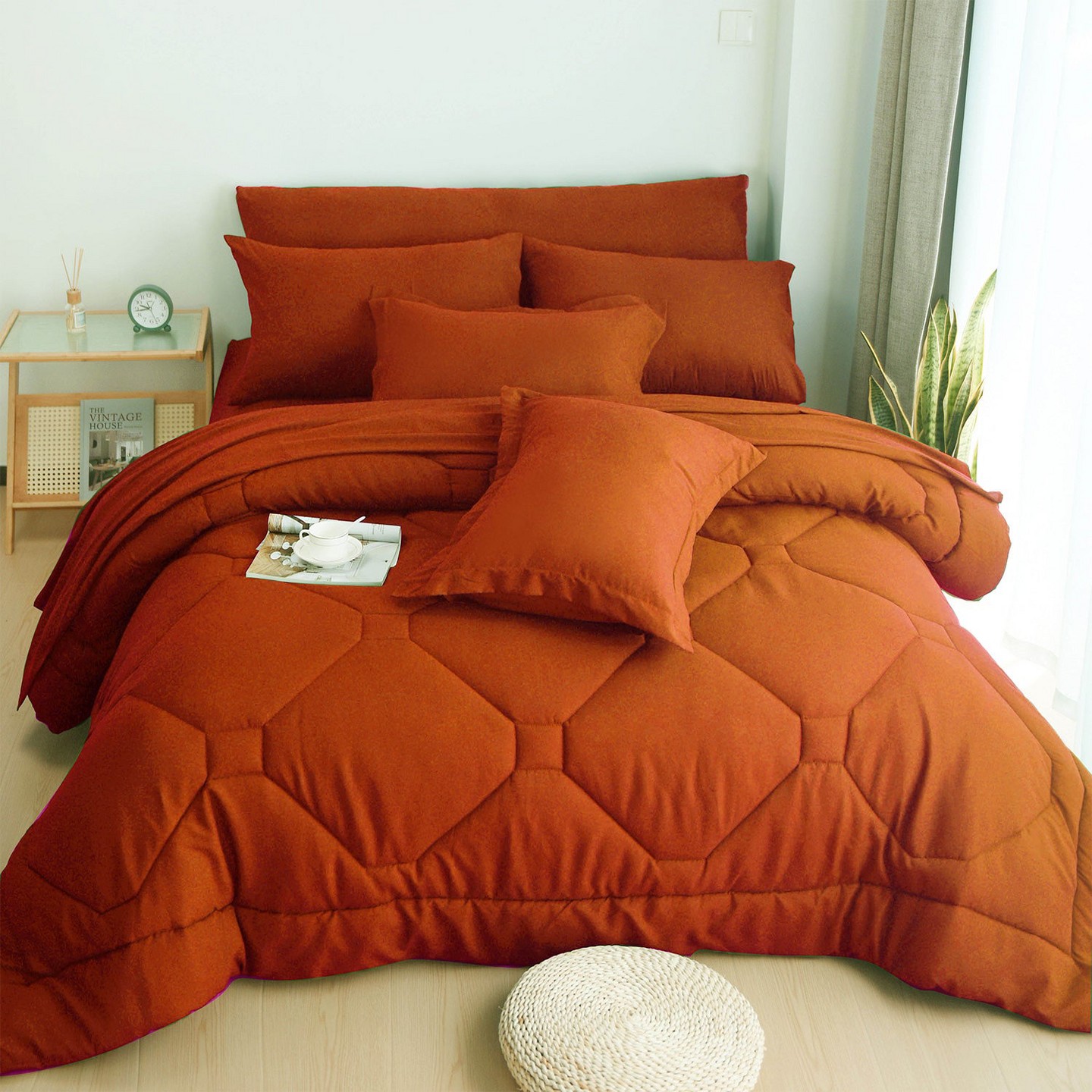 Комплект постельного белья HIG 8 Piece King Comforter Set, Terracotta Honeycomb Quilted All Season Microfiber Bed in a Bag with Sheets and Body Pillowcase — фото 1