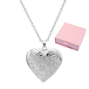 Silver Personalized Picture Necklaces – Exquisite Heart-shaped Photo Lockets for Memorable Moments & Sentiments - 1 of 4