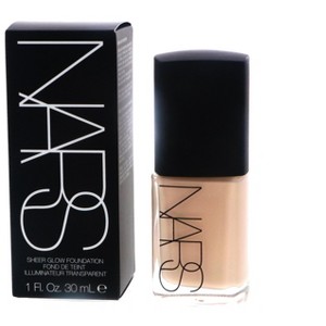NARS Sheer Glow Foundation - Macao - 1 of 4