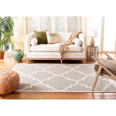 Handmade Dark Grey and Ivory Wool Geometric Area Rug