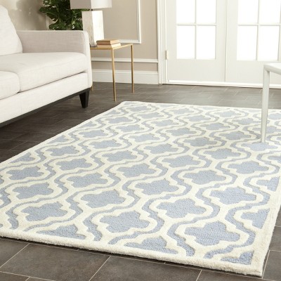 Light Blue and Ivory Geometric Wool Area Rug, 3' x 5'