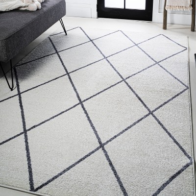 Cole Minimalist Diamond Trellis Round Area Rug - JONATHAN Y