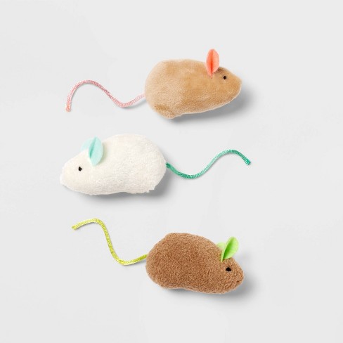 Mouse deals cat toy