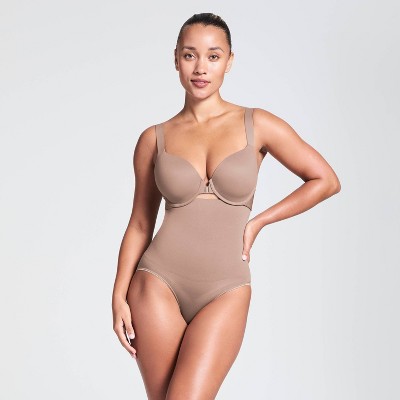 ASSETS by SPANX Women's Remarkable Results High-Waist Control Briefs