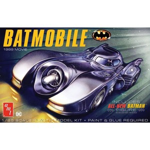 Skill 2 Batmobile with Seated Batman Figure "Batman" (1989) Movie 1/25 Plastic Model Kit by AMT - 1 of 1