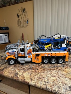 LEGO 42128 Le camion de remorquage lourd (Technic) (Pneumatic Functions) -  Autour des Briques