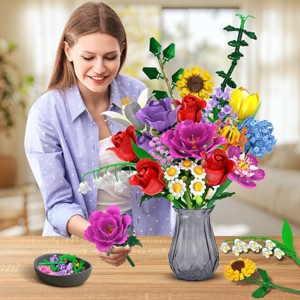 1015pcs Flower Bouquet Building Set Valentines Day, 18 Flowers Rose Building Block, Botanical Collection Toy for 6+ - 1 of 4